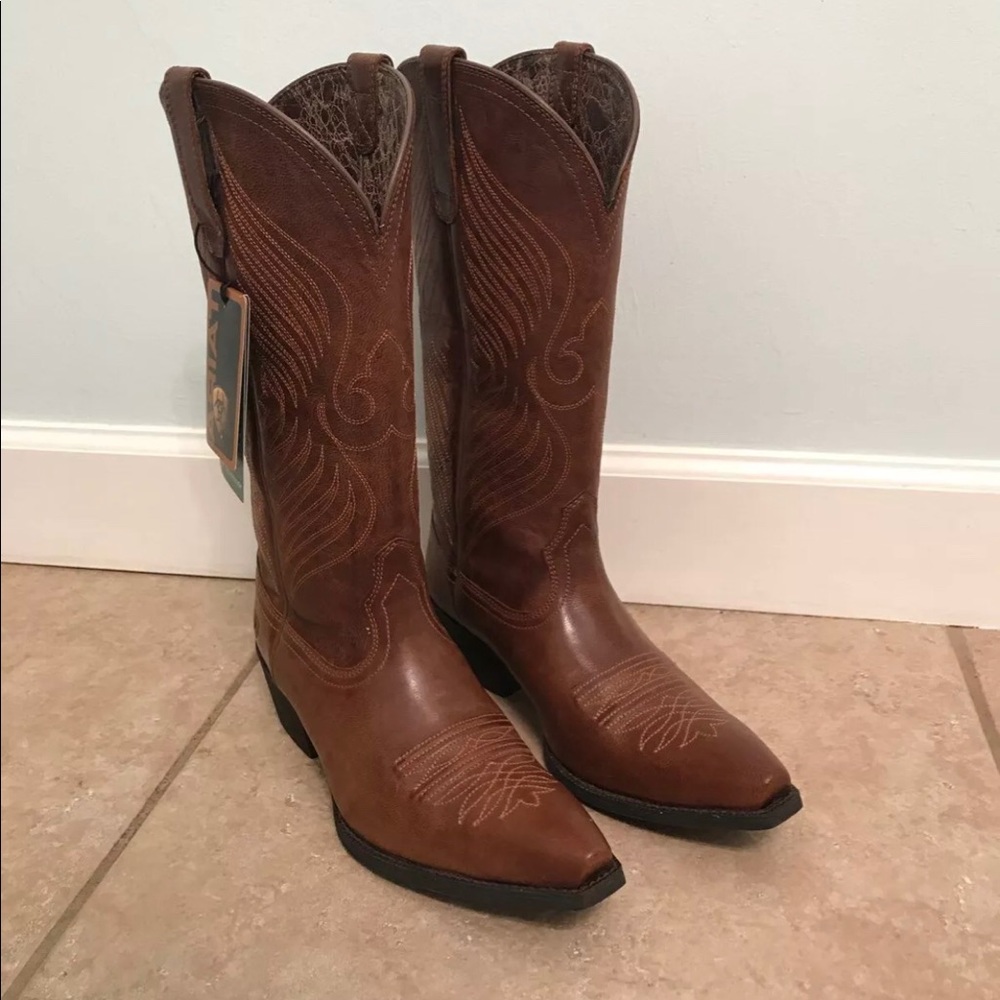 Brown Ariat Snip Toe Western Boots